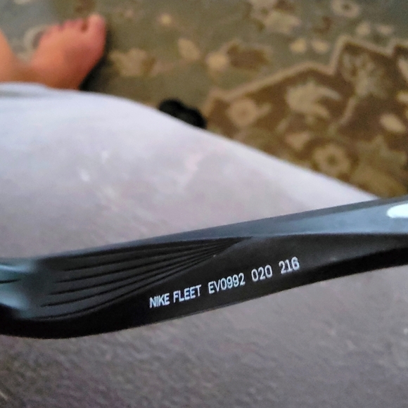 Nike  sunglasses - Picture 5 of 5